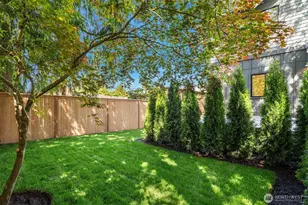 12416 NE 72nd St, Kirkland, WA 98033 - Photo 39