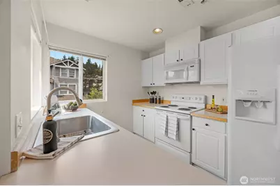 5248 238th Lane SE #8-3, Issaquah, WA 98029 - Photo 19
