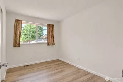2401 S 62nd Street, Tacoma, WA 98409 - Photo 9