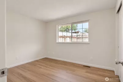 2401 S 62nd Street, Tacoma, WA 98409 - Photo 11