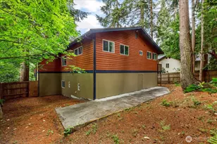 1099 Worthy Pl, Greenbank, WA 98253 - Photo 33