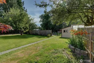 10612 Waller Road E, Tacoma, WA 98446 - Photo 25