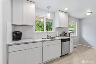 10612 Waller Rd E, Tacoma, WA 98446 - Photo 7