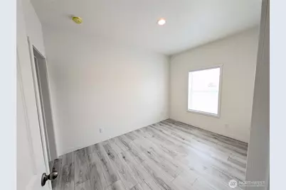 902 97th Street E, Tacoma, WA 98445 - Photo 19