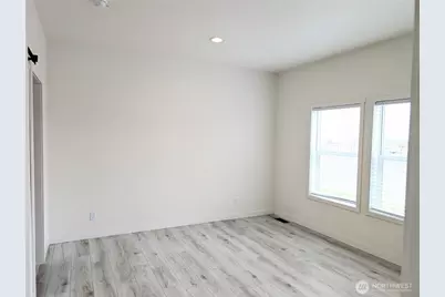 902 97th Street E, Tacoma, WA 98445 - Photo 13