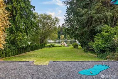 2137 N 128th Street, Seattle, WA 98133 - Photo 37