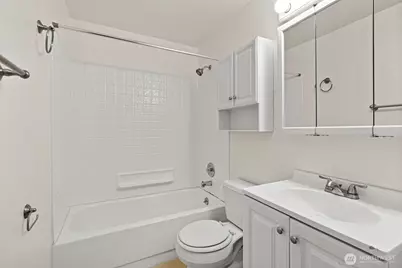 2020 Grant Avenue S #C103, Renton, WA 98055 - Photo 13