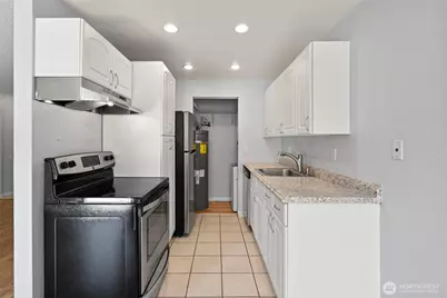 2020 Grant Avenue S #C103, Renton, WA 98055 - Photo 5