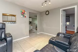 1826 G St SE, Auburn, WA 98002 - Photo 9