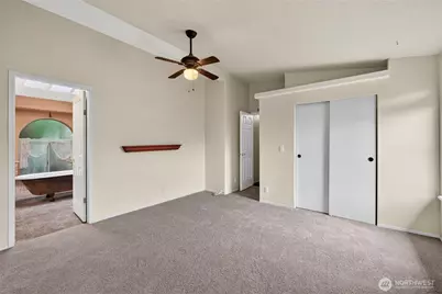 819 Mountain Villa Loop, Enumclaw, WA 98022 - Photo 19
