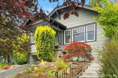 1216 N 47th Street, Seattle, WA 98103 - Photo 1