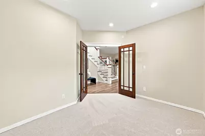 451 211th Avenue NE, Sammamish, WA 98074 - Photo 17