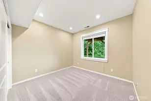 451 211th Ave NE, Sammamish, WA 98074 - Photo 37