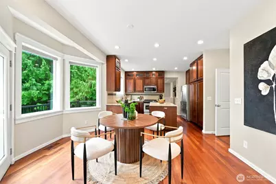 451 211th Avenue NE, Sammamish, WA 98074 - Photo 13