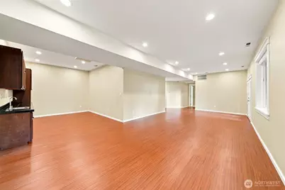451 211th Avenue NE, Sammamish, WA 98074 - Photo 33