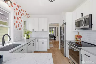 6534 19th Avenue NE, Seattle, WA 98115 - Photo 11
