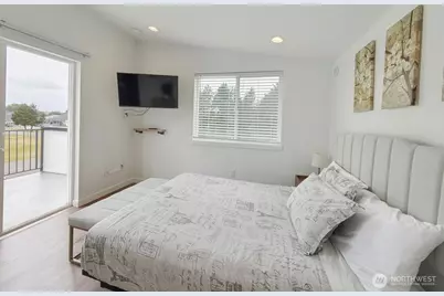 890 Magellan Avenue NE #5, Ocean Shores, WA 98569 - Photo 15