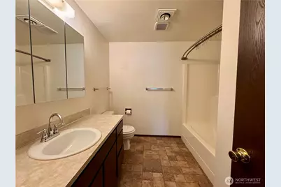 215 S 11th Street, Shelton, WA 98584 - Photo 9