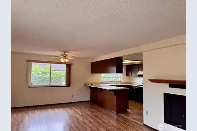 215 S 11th Street, Shelton, WA 98584 - Photo 3