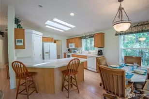 70 N Fairway Dr E, Hoodsport, WA 98548 - Photo 7
