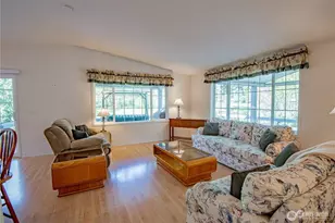 70 N Fairway Dr E, Hoodsport, WA 98548 - Photo 11