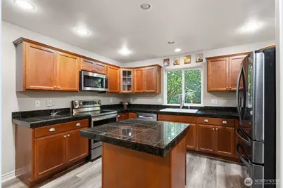 17826 Overlake Court SE, Yelm, WA 98597 - Photo 9