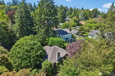 8555 30th Avenue NW, Seattle, WA 98117 - Photo 31