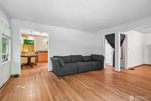 8555 30th Ave NW, Seattle, WA 98117 - Photo 5