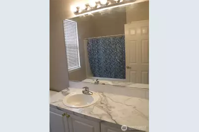12712 Admiralty Way SE #D303, Everett, WA 98204 - Photo 9