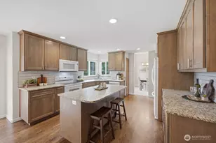 2215 122nd Dr SE, Lake Stevens, WA 98258 - Photo 9