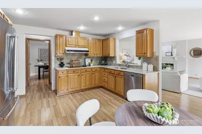 201 3rd Avenue N #317, Edmonds, WA 98020 - Photo 15