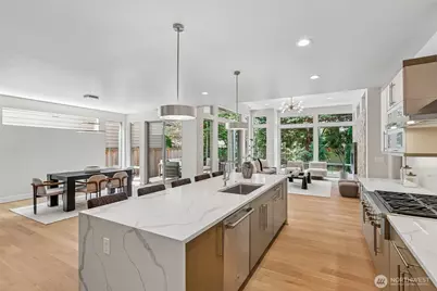 13110 NE 97th Street, Kirkland, WA 98033 - Photo 9