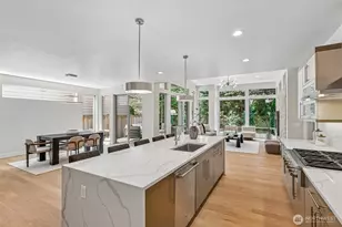 13110 NE 97th St, Kirkland, WA 98033 - Photo 9