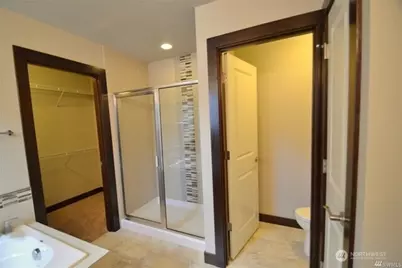 19414 Meridian Drive SE, Bothell, WA 98012 - Photo 15