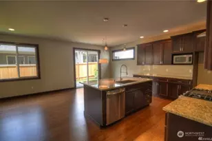 19414 Meridian Dr SE, Bothell, WA 98012 - Photo 7