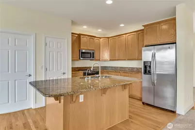1216 S Brookside Terrace, Tacoma, WA 98465 - Photo 9