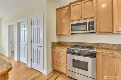 1216 S Brookside Terrace, Tacoma, WA 98465 - Photo 11