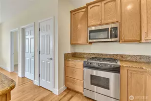 1216 S Brookside Terrace, Tacoma, WA 98465 - Photo 11