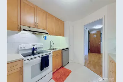 521 5th Avenue W #201, Seattle, WA 98119 - Photo 15