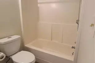 1518 NE 86th St, Seattle, WA 98115 - Photo 11