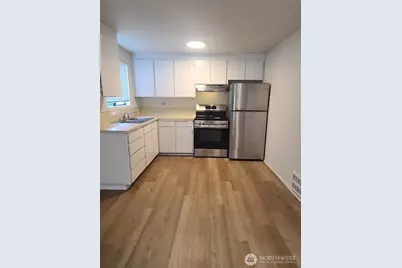 1518 NE 86th Street, Seattle, WA 98115 - Photo 9