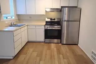 1518 NE 86th St, Seattle, WA 98115 - Photo 9