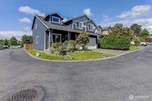 1523 151st St SW, Lynnwood, WA 98087 - Photo 3