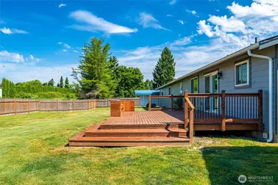 209 Hertel Way, Nooksack, WA 98276 - Photo 9