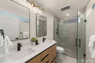 1127 C 10th Ave E, Seattle, WA 98102 - Photo 19