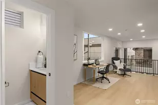 1127 C 10th Ave E, Seattle, WA 98102 - Photo 5
