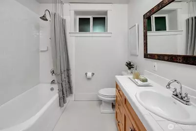 310 W Garfield Street, Seattle, WA 98119 - Photo 29