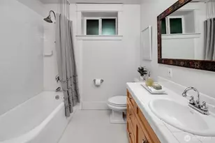 310 W Garfield St, Seattle, WA 98119 - Photo 29