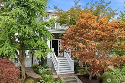 310 W Garfield Street, Seattle, WA 98119 - Photo 1