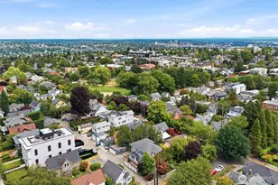 310 W Garfield St, Seattle, WA 98119 - Photo 37
